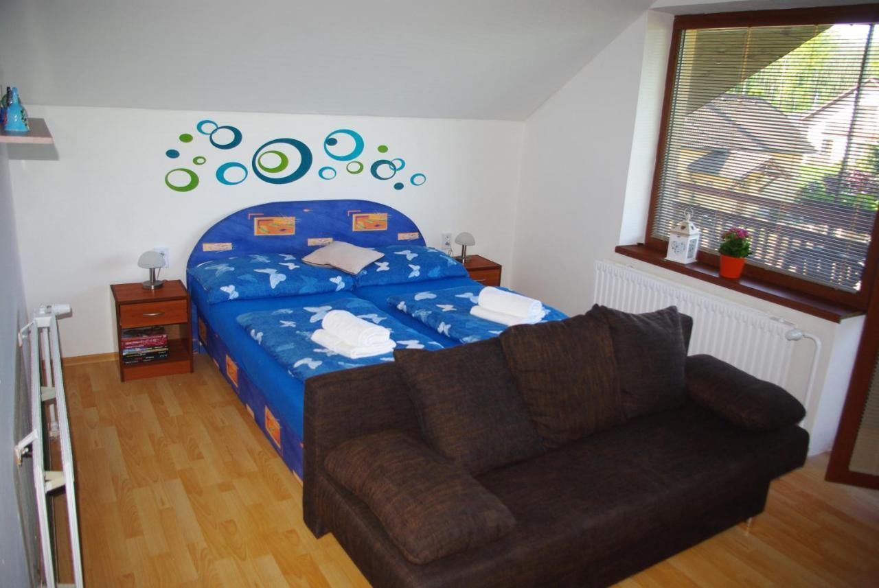 Apartman U Spycharu Bile Policany ภายนอก รูปภาพ