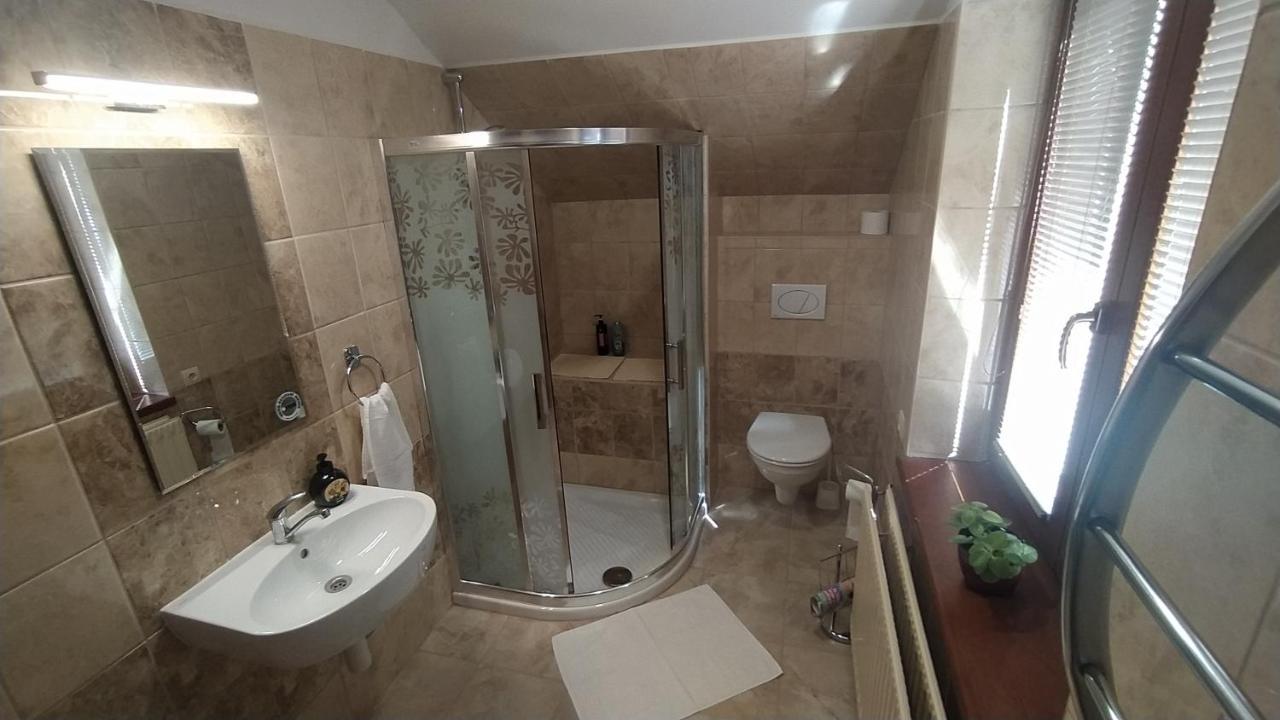 Apartman U Spycharu Bile Policany ภายนอก รูปภาพ