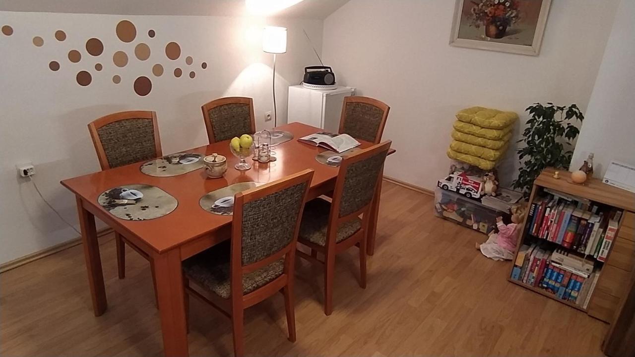 Apartman U Spycharu Bile Policany ภายนอก รูปภาพ